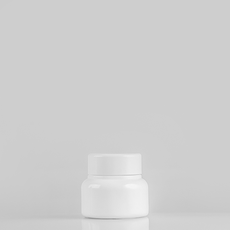 Essential Oil custom designed white glass cosmetic bottle in China