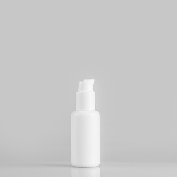 Essential Oil custom designed white glass cosmetic bottle in China