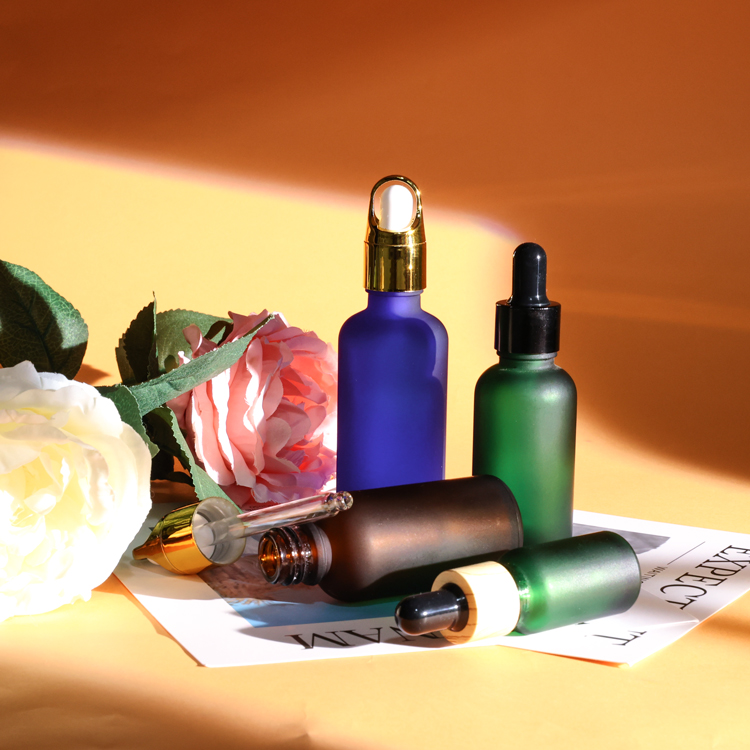Essential oil bottle amber 10ml glass dropper bottle with aluminum cap