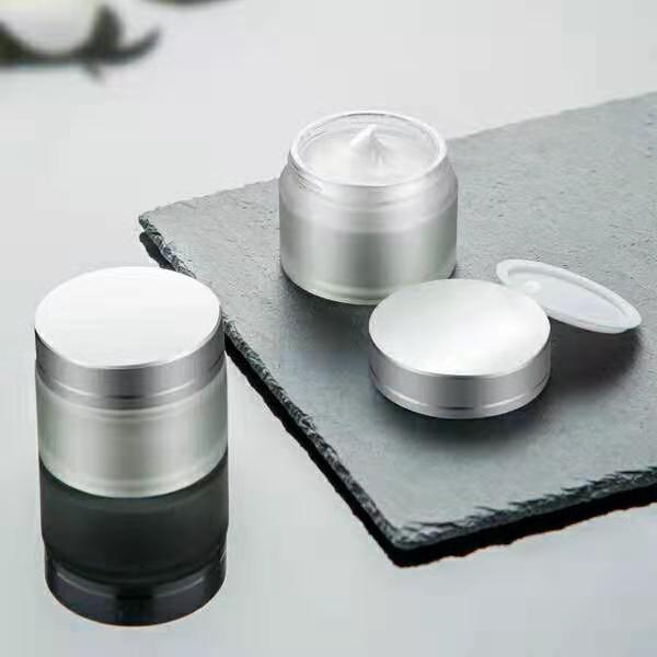 European Quality Delicate Appearance Whitening Cream Jar