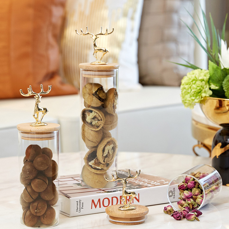 European Simply Tea Caddies Golden Deer Decorative Glass Spices Pot Storage Candy Jar with Wood Cover Tea Caddy Grains Cans