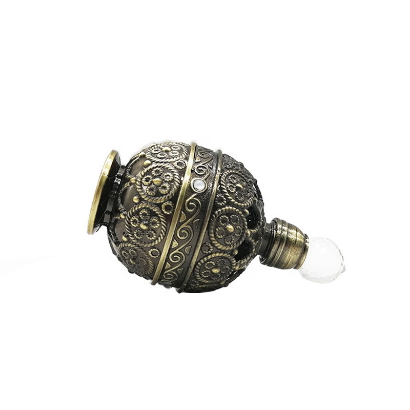 Expensive fancy perfume bottle arabian vintage perfume bottle