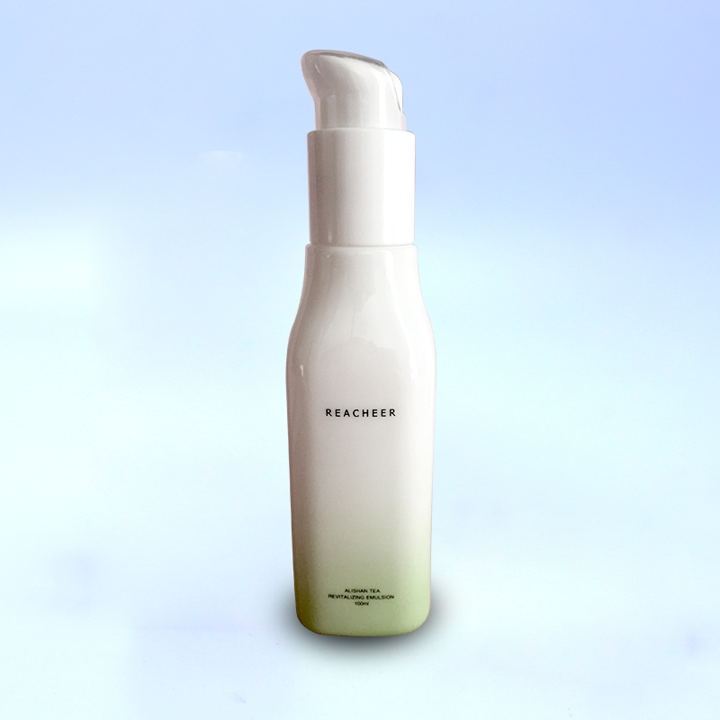 Factory 7 Years Experience Hot Sale Round Glass Travel Set Bottles 100 Ml