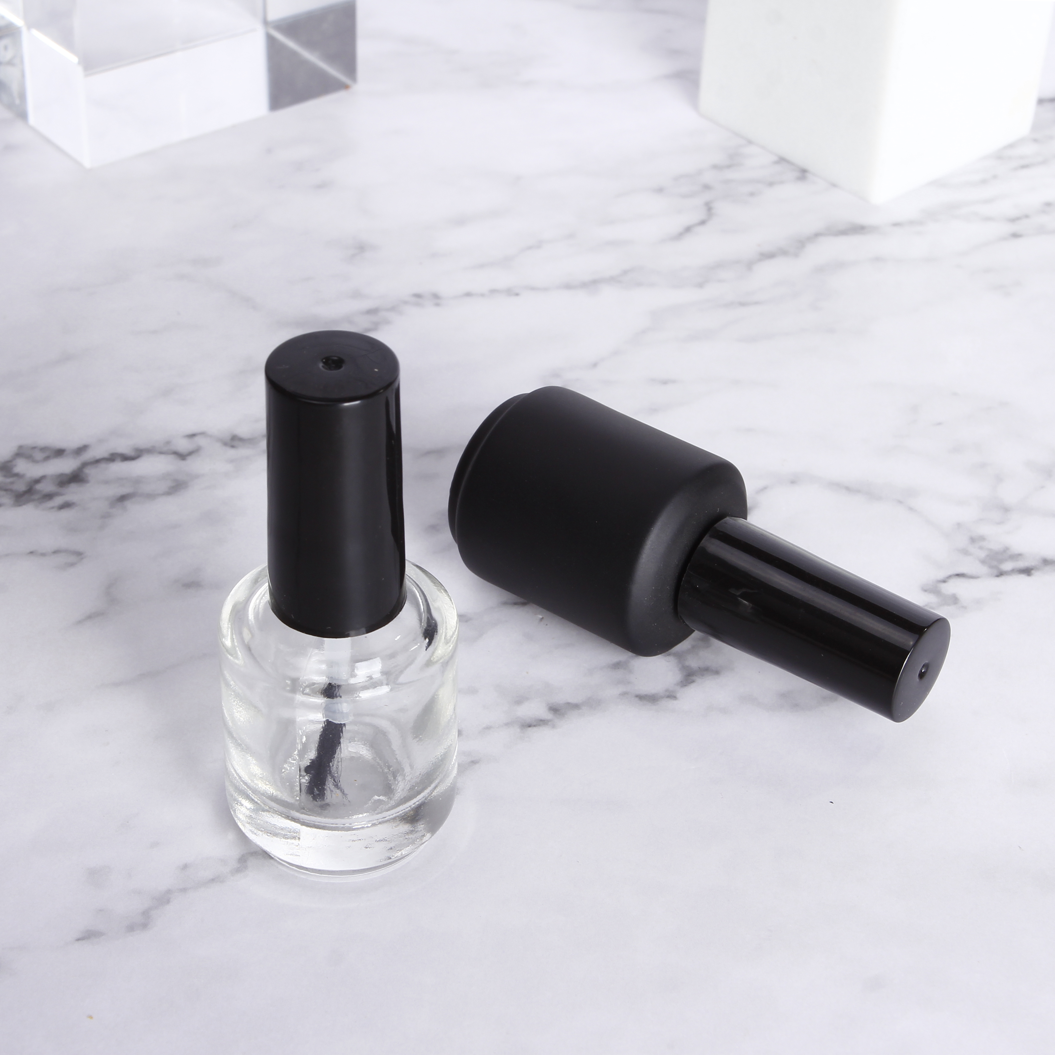 Factory Color Customize Design 14ml Round Empty Clear uv Nail Polish Bottle With Black Lid