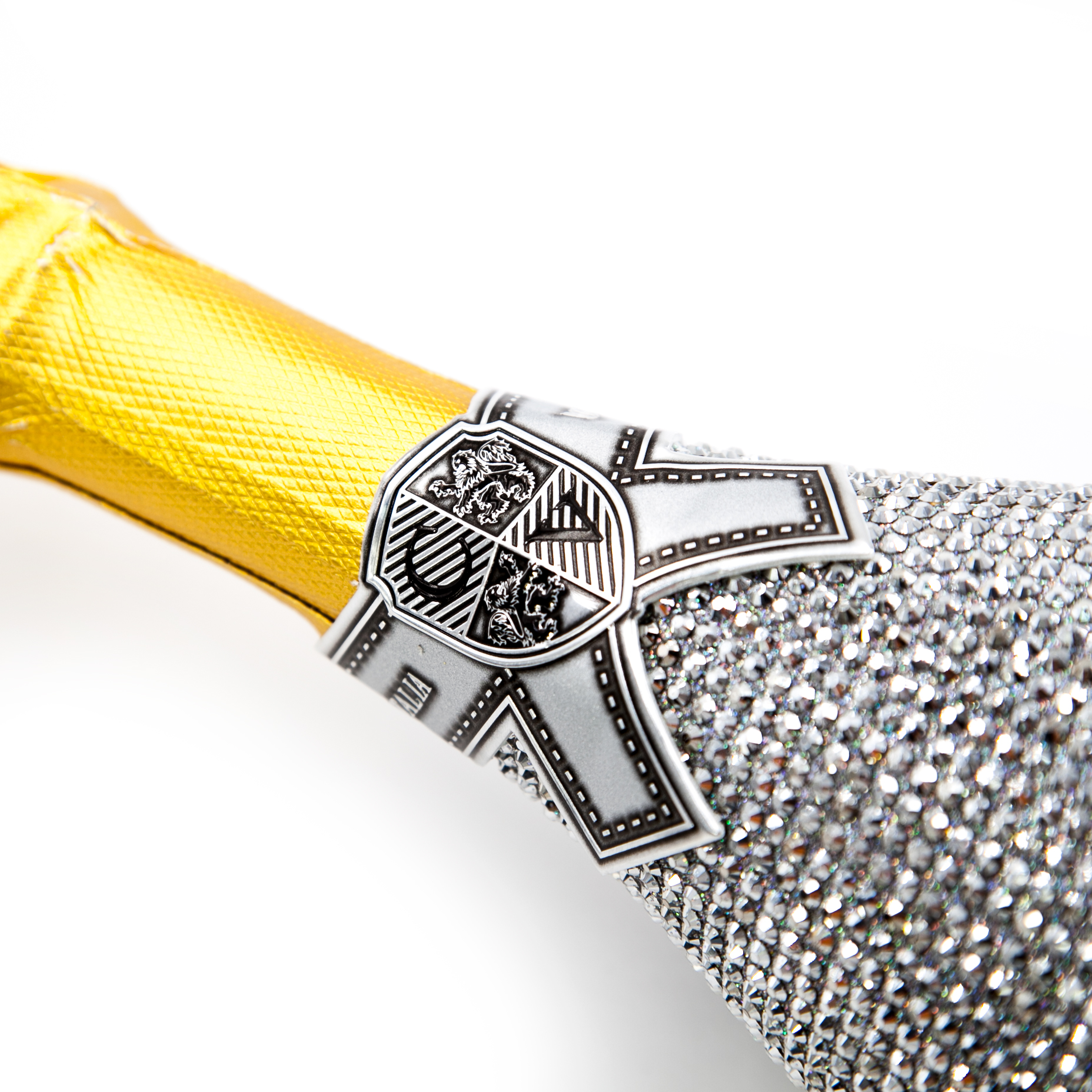 Factory Custom 750ml Glass Luxury Champagne Bottle With Bling Rhinestones Wine Bottles