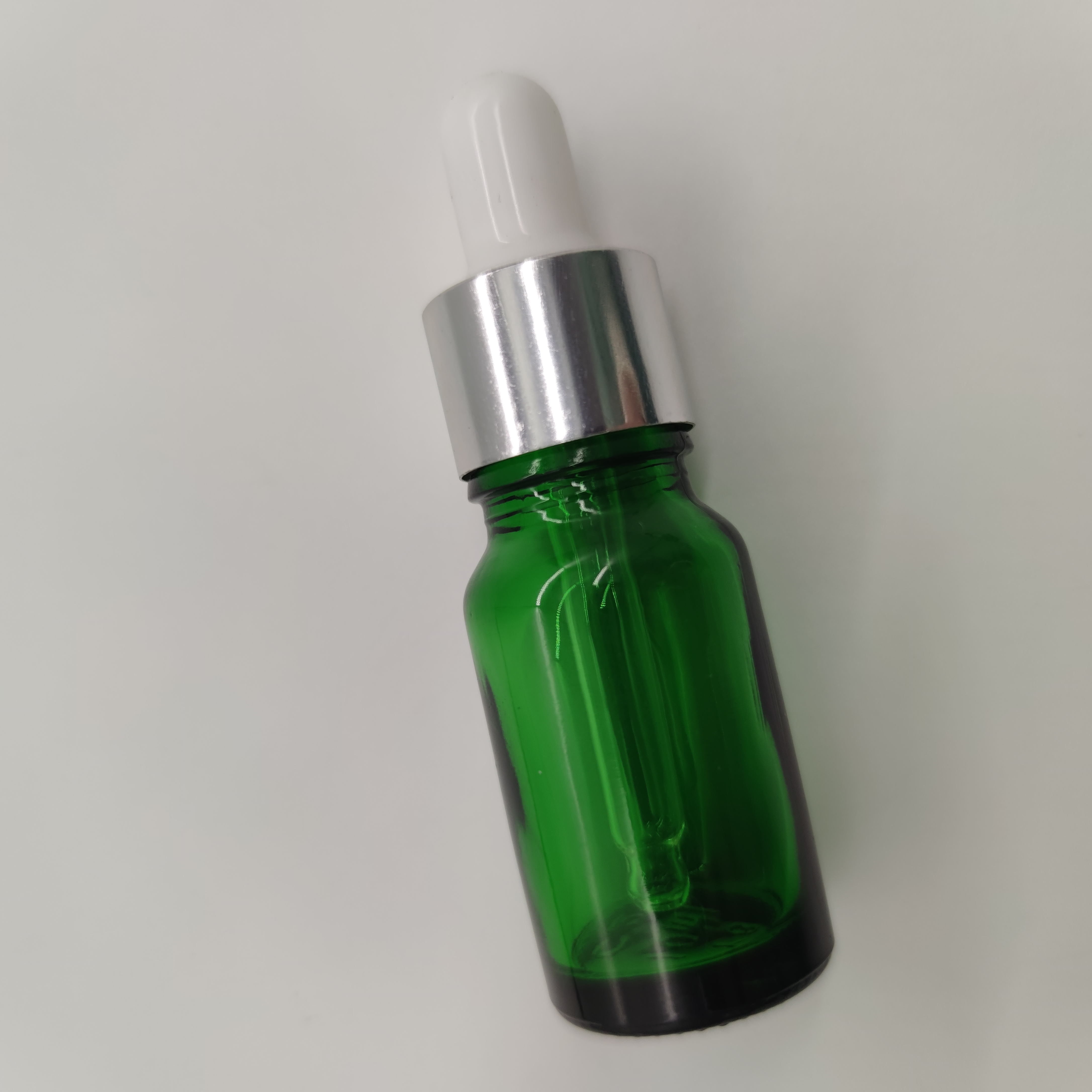 Factory Direct 5 ml 10 ml 15 ml 20ml 30ml 50ml 100ml Green brown amber refined Essential oil Glass Dropper Bottle Gold