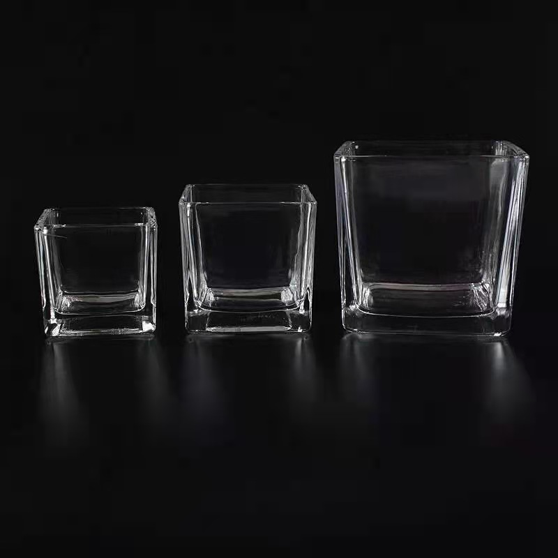 Factory Direct Selling Small Glass Candle Jar with wooden lid 300ml 500ml for wedding house decoration creating atmosphere