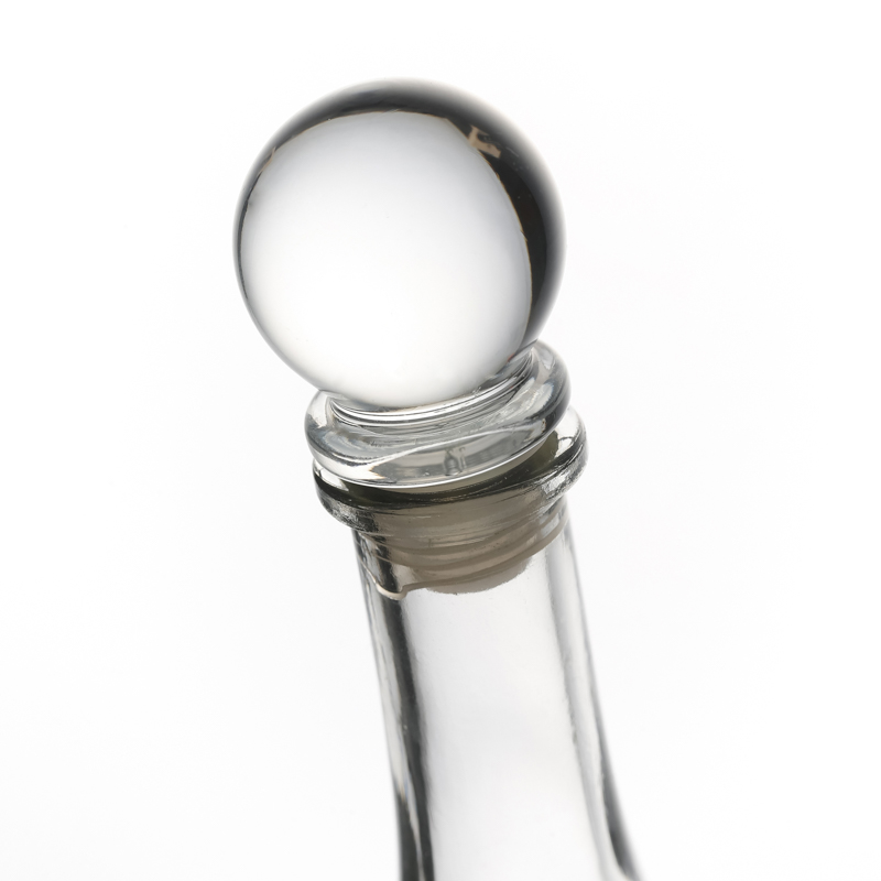 Factory Direst Sale High Quality Flint Round Cork Customize 500ml Glass Liquor Bottle