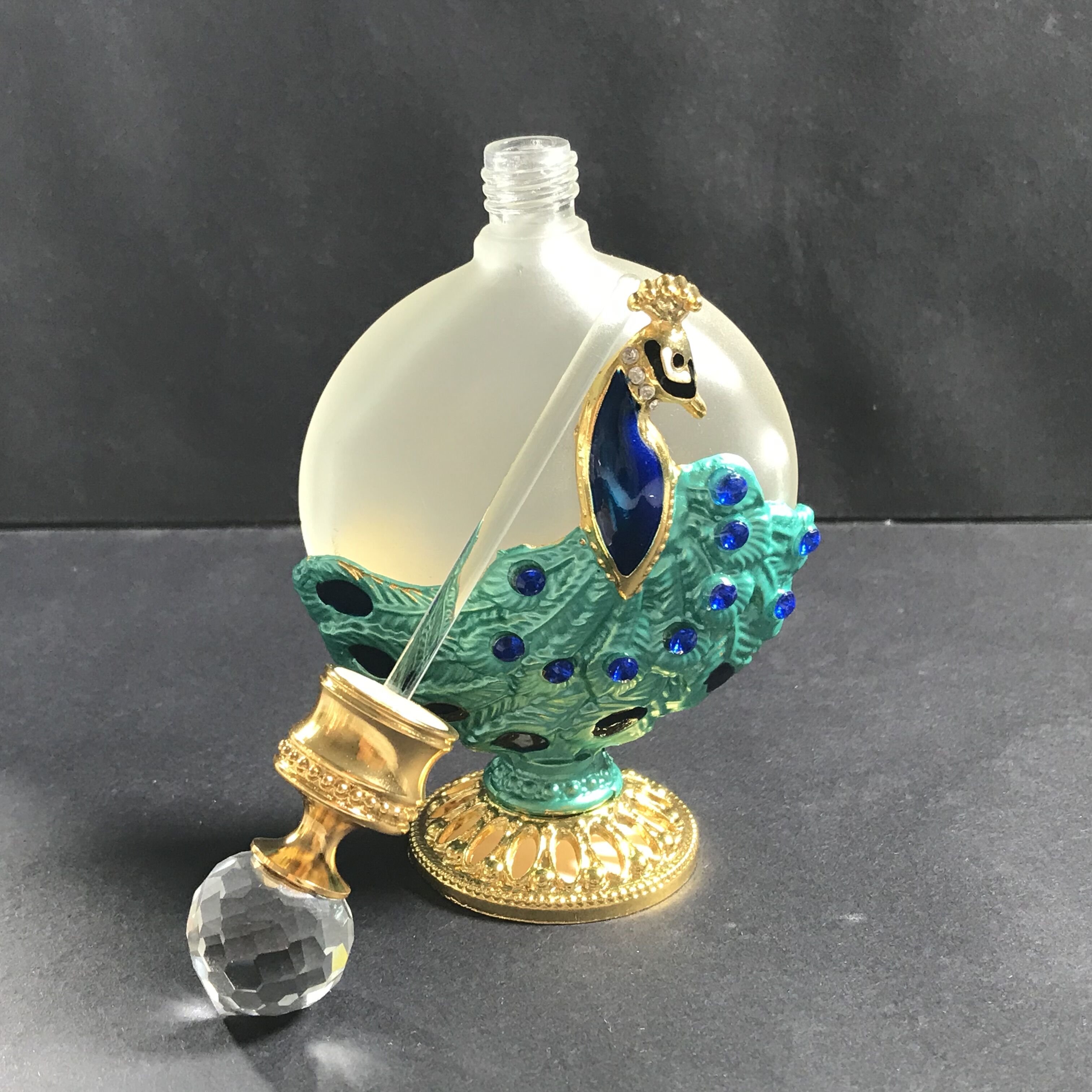 Factory Leakproof high-end quality cylindrical glass perfume bottles