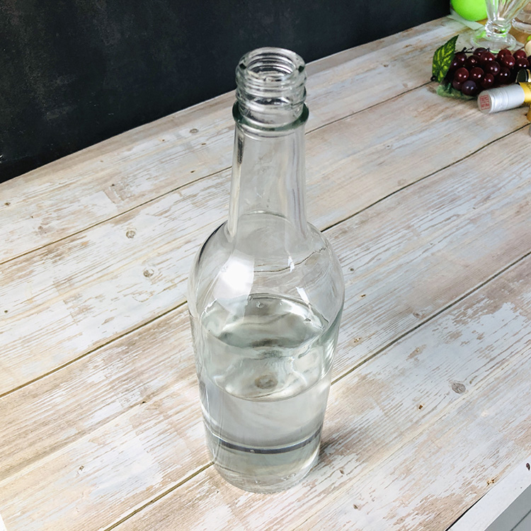 Factory Price 1 Liter Liquor Glass Vodka Bottle Wholesale