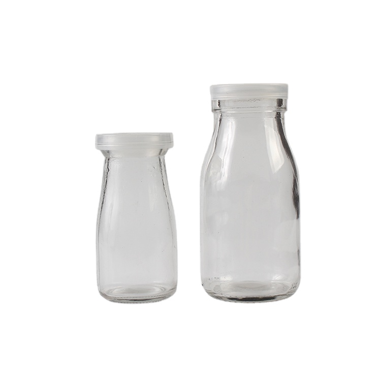 Factory Price 200ml Wide Mouth Clear Glass Pudding Jar with Plastic Lid for Milk Yogurt