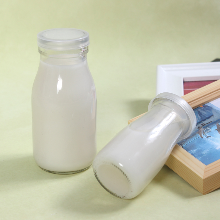 Factory Price 200ml Wide Mouth Clear Glass Pudding Jar with Plastic Lid for Milk Yogurt