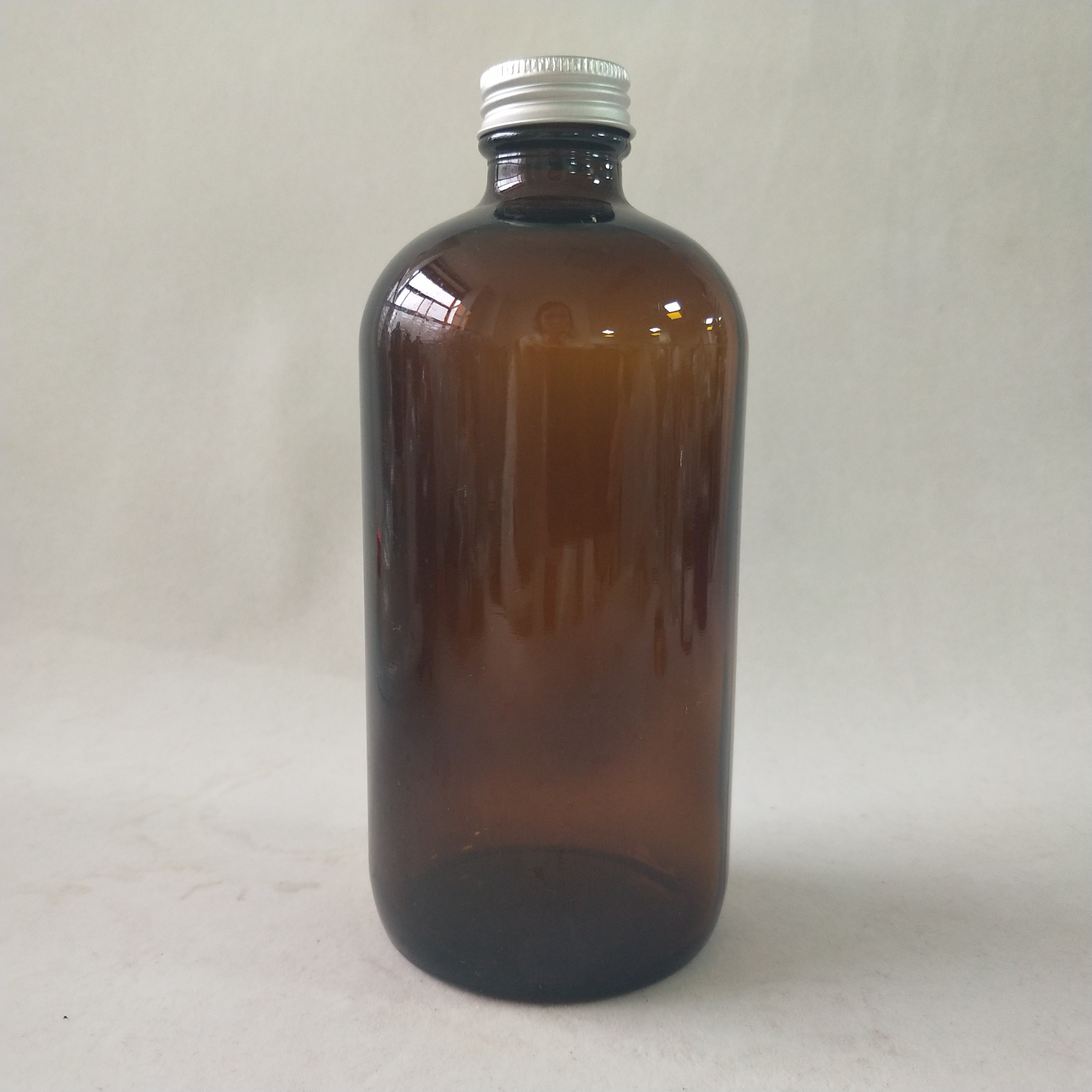 Factory Price 250 ml 500 ml 1000 ml Amber Juice Round Shape Boston Glass Bottles With Aluminum Lids