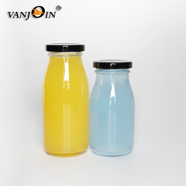 Factory Price 320ml Glass Milk Bottles With Plastic Lid For Cold Pressed Juice/coffee