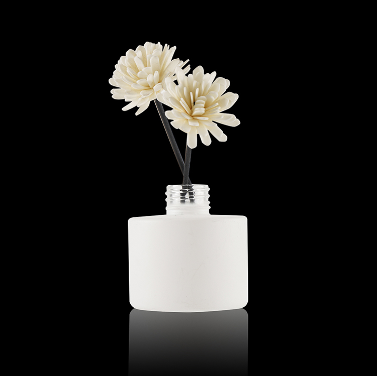 Factory Price Large Quantity In Stock Aromatherapy Essential Oil Perfume Matte Black Empty 100ml Reed Diffuser Glass Bottle