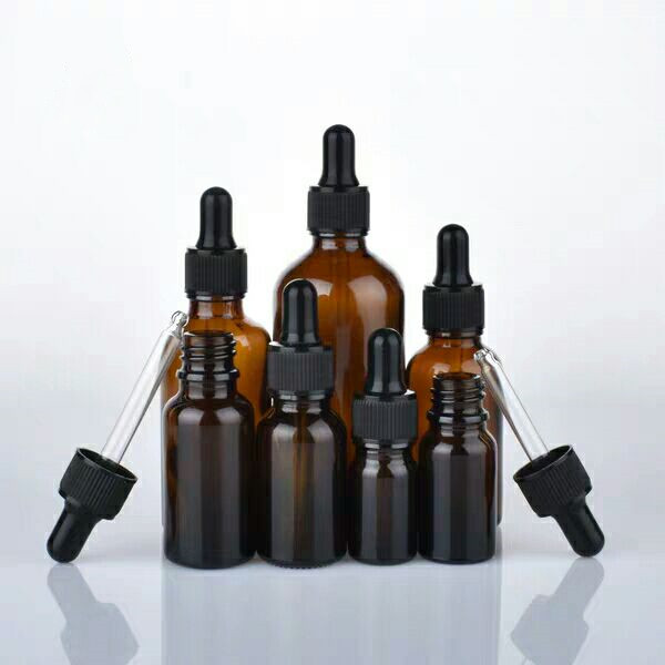 Factory Produced Wholesale Hot Sale Glass Essential Oil Bottle with Spray/Pump