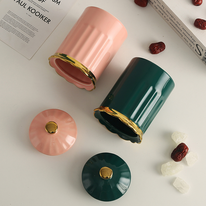 Factory Sale Various Widely Used ceramics Sealed tank storage bottles & jars kitchen storage