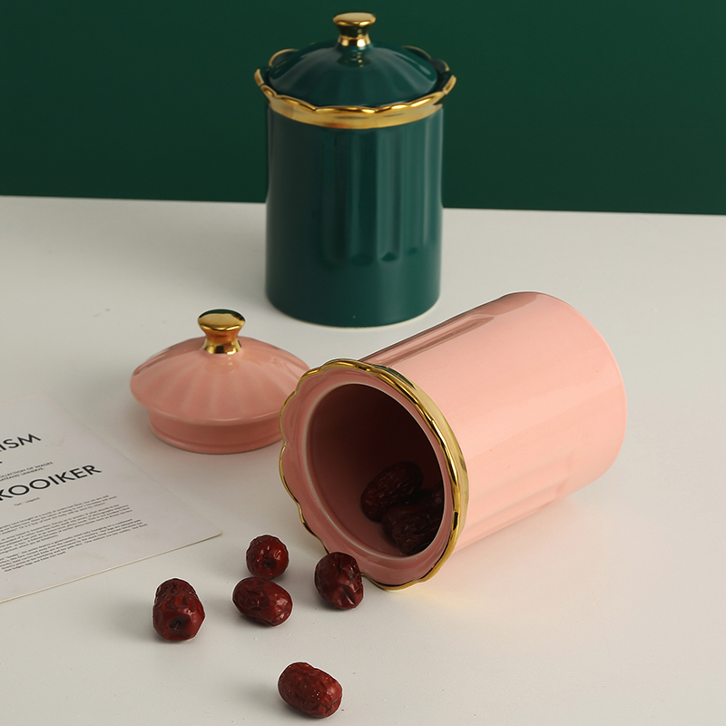 Factory Sale Various Widely Used ceramics Sealed tank storage bottles & jars kitchen storage