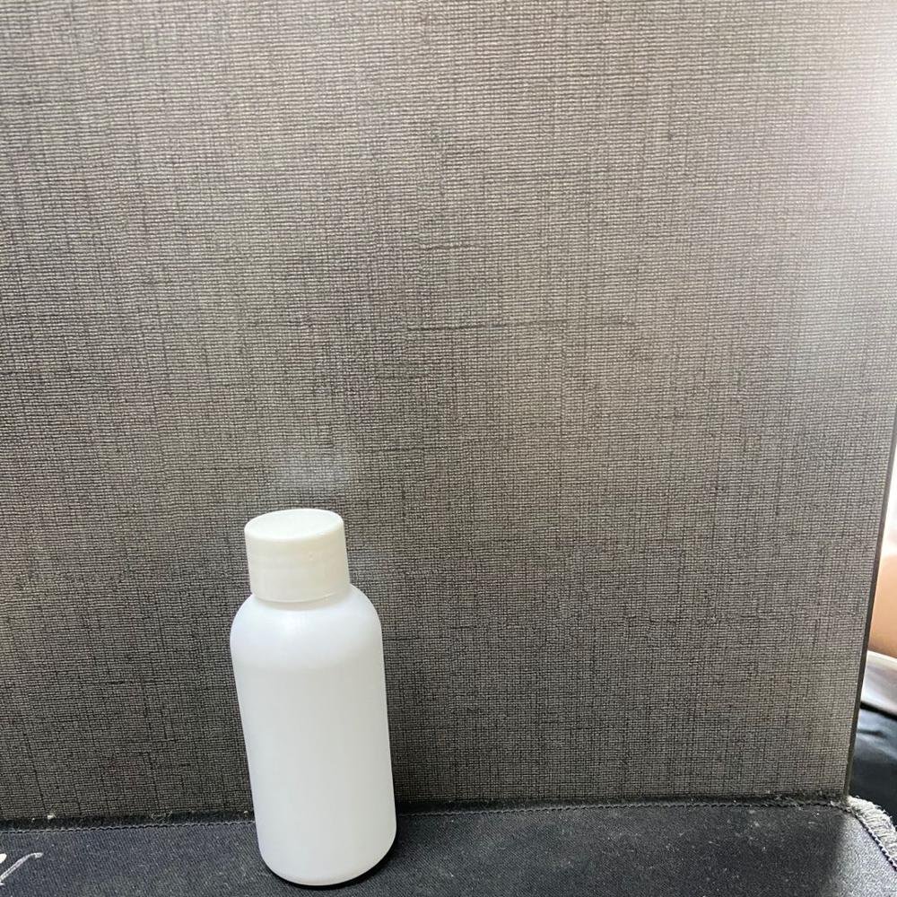 Factory Selling Directly 60ml white plastic bottle with cap