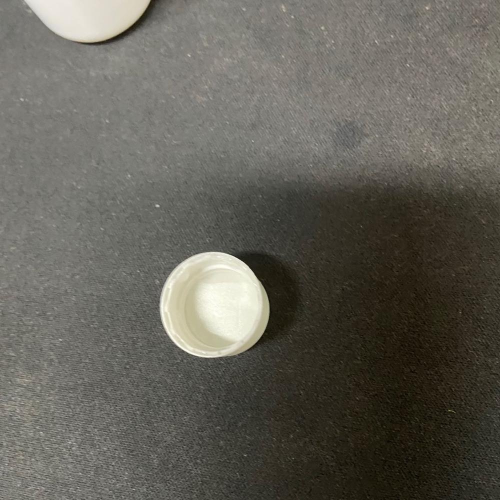 Factory Selling Directly 60ml white plastic bottle with cap