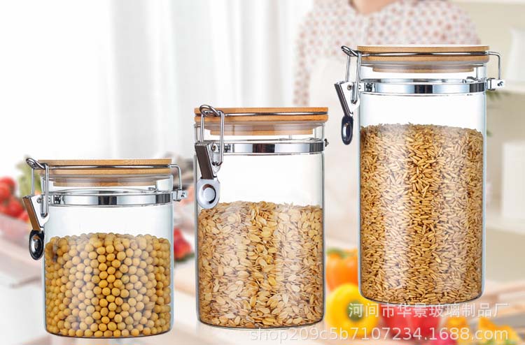 Factory Supply High Borosilicate Glass Jars With Bamboo Lids Sealed Glass Containers Customized Food Canisters For Tea Nuts