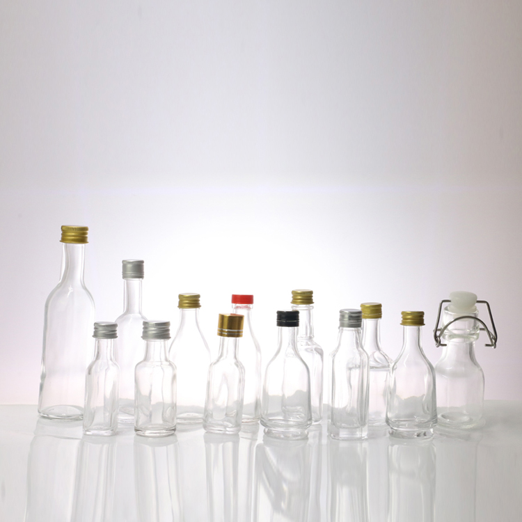 Factory Wholesale 50ml Mini Glass Xo Bottle Alcoholic Beverage Bottle