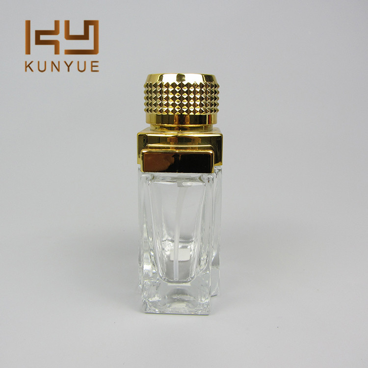 Factory Wholesale High Quality Design 100 ml Empty Spray Glass Perfume Bottle with Metal Cap
