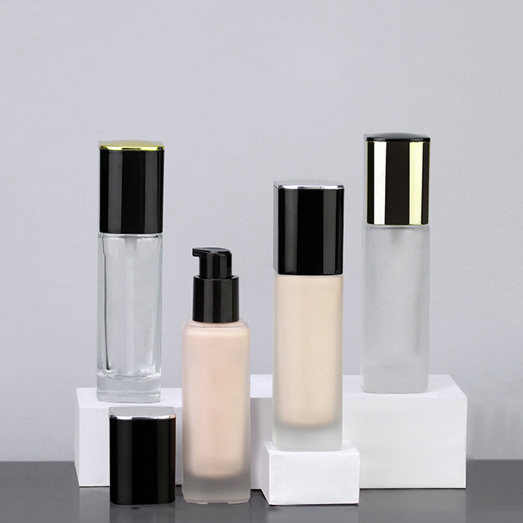 Factory customized 30ml square luxury white black golden lotion liquid foundation glass pump bottle