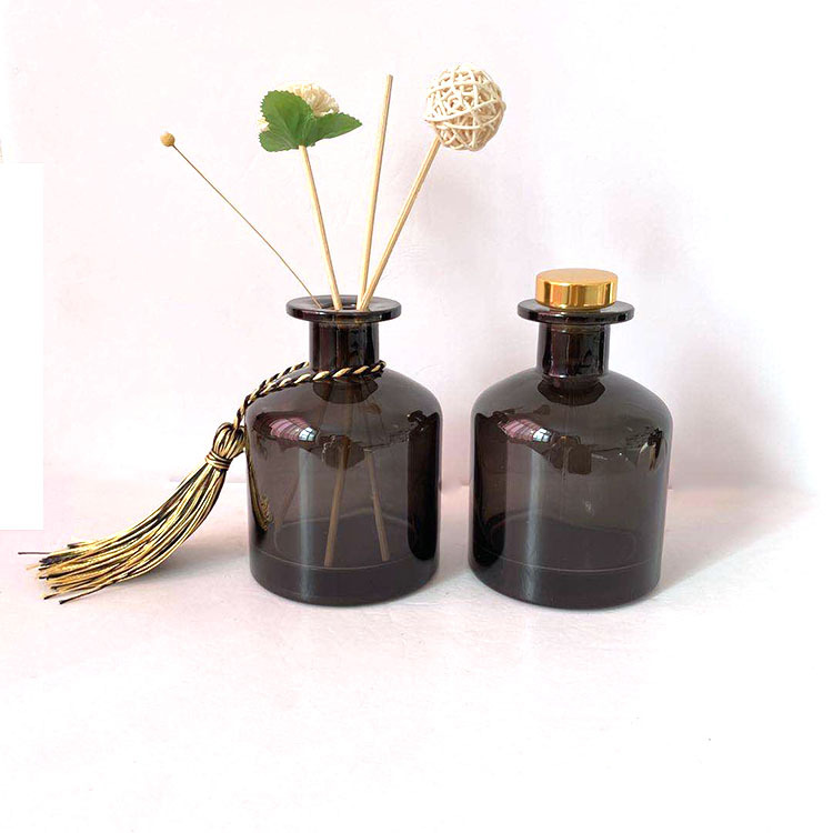 Factory direct 200ml round glass bottle and brown aromatherapy bottle