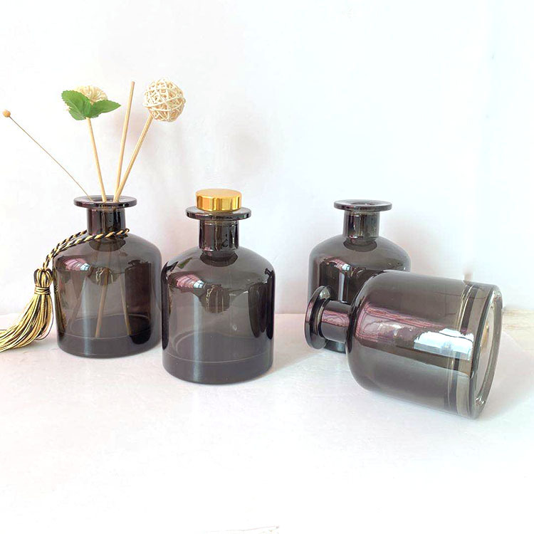 Factory direct 200ml round glass bottle and brown aromatherapy bottle