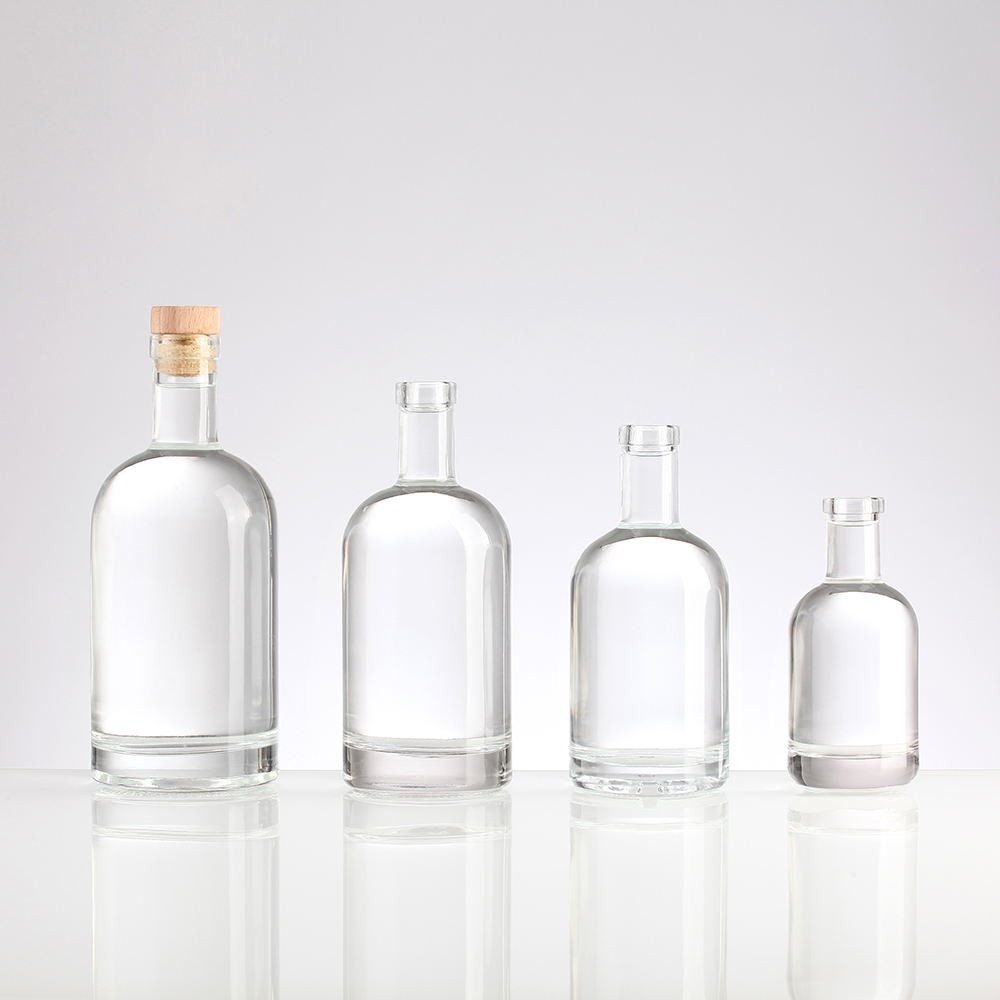 Factory direct price supply clear glass bottle 200ml mini glass liquor bottle