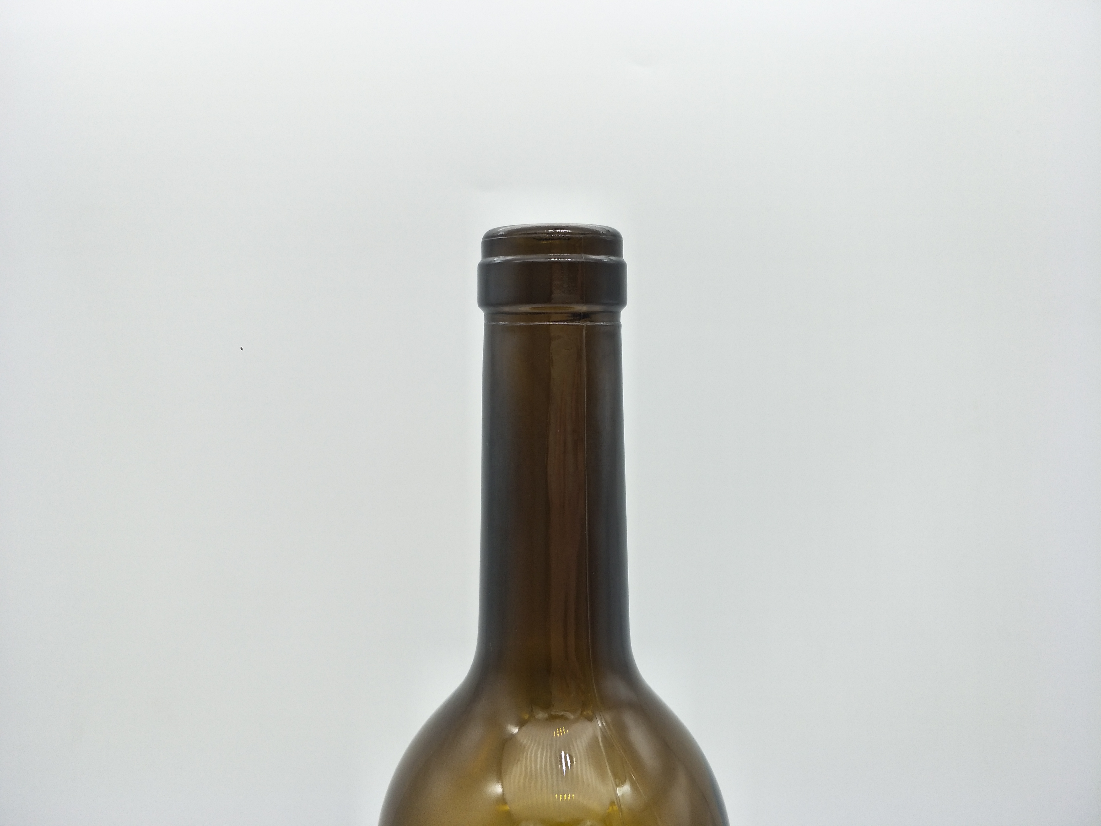 Factory direct sale empty 750ml glass wine bottles