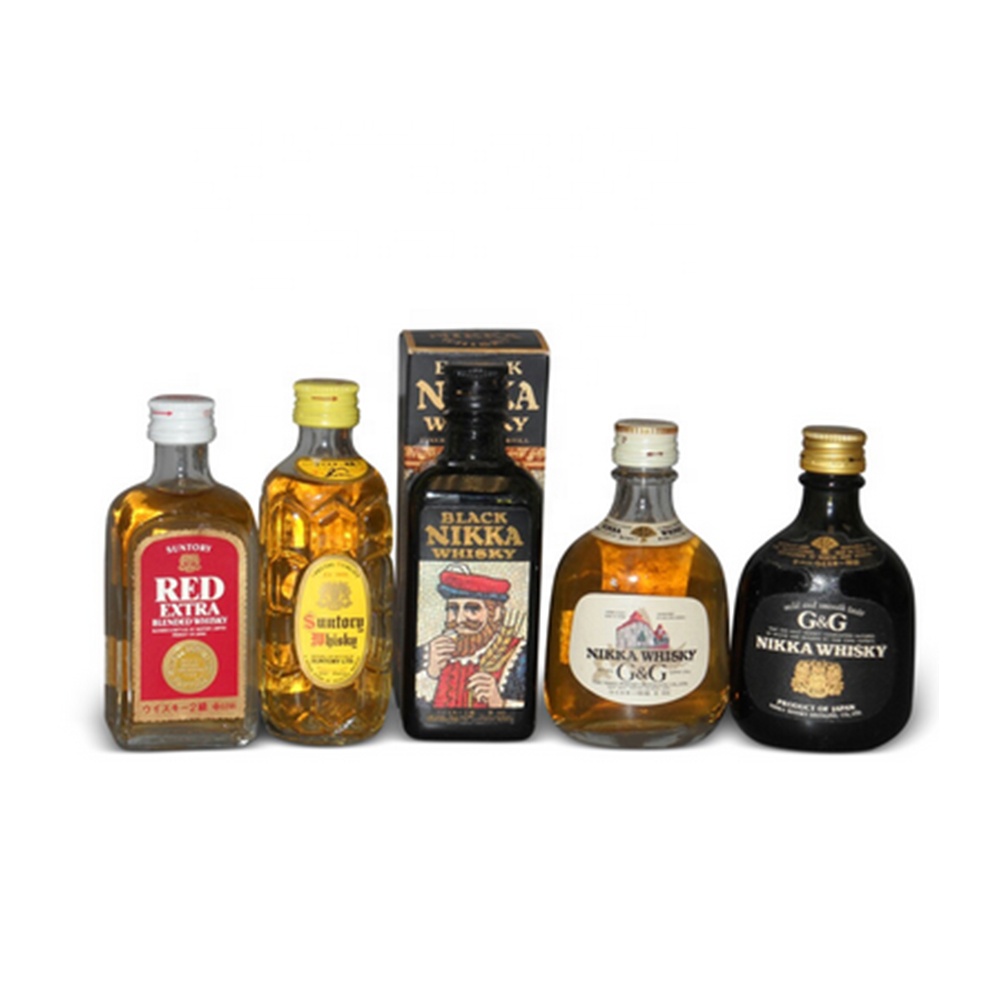 Factory direct sales empty miniature alcohol party favor liquor spirit bottles