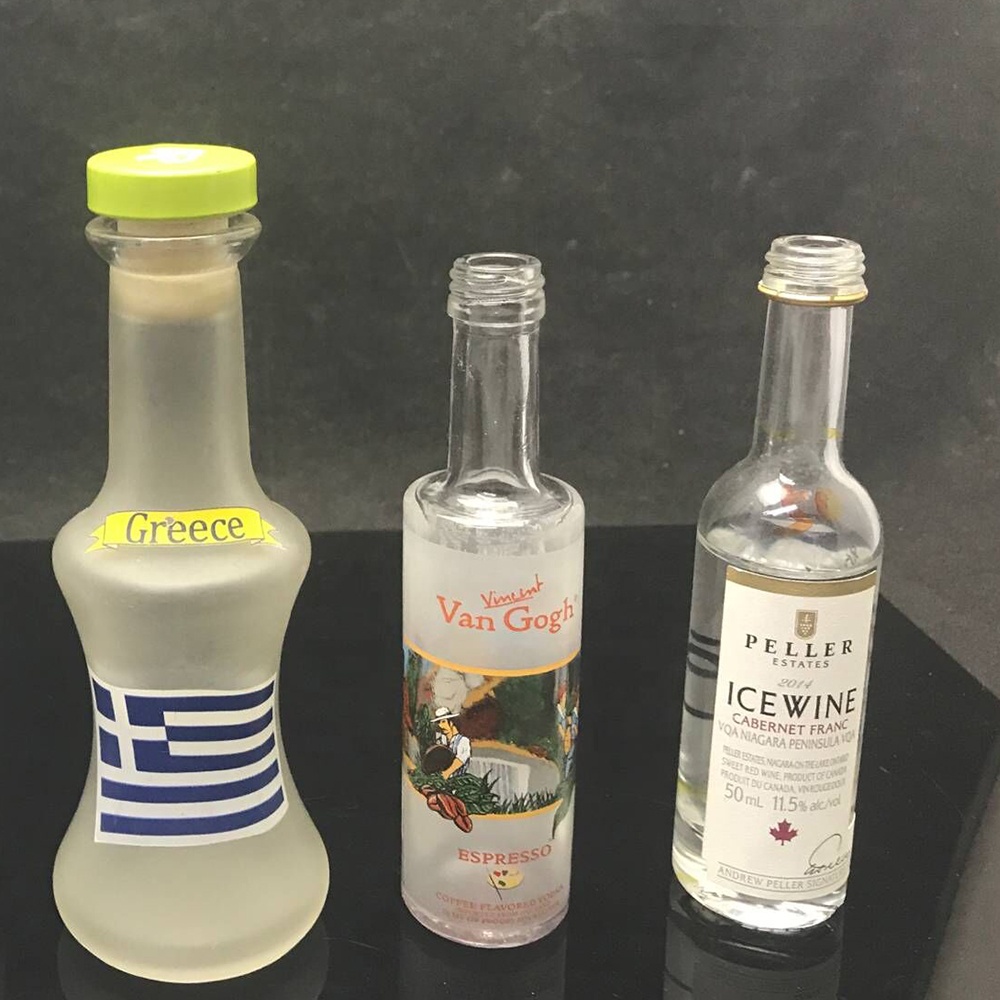 Factory direct sales empty miniature alcohol party favor liquor spirit bottles