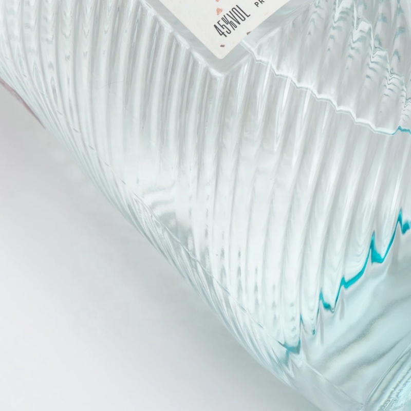 Factory direct sales unique gradient color paint glass bottle for gin