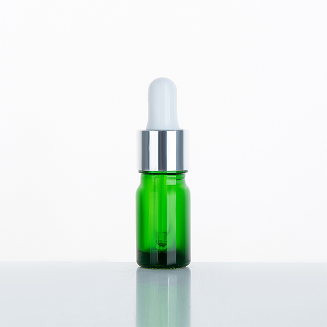 Factory hot sale 10ml 15ml 20ml 30ml 50ml labels 5ml bottle for essential oil