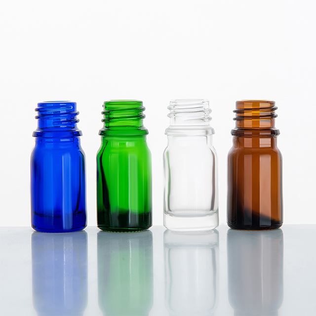 Factory hot sale 5ml 10ml 15ml 20ml 30ml 50ml plastic amber essential oil bottle dropper