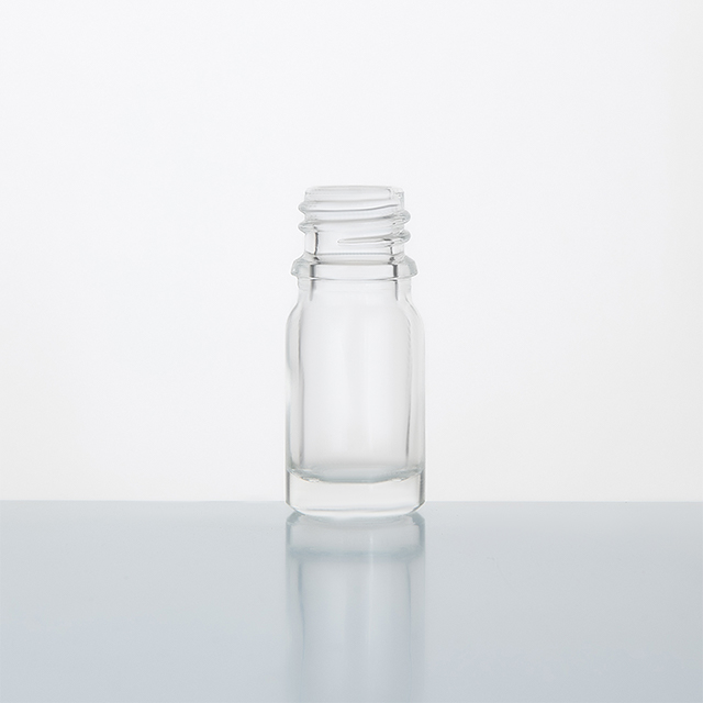 Factory hot sale 5ml 10ml 20ml 30ml 50ml 15ml amber fancy essential oil diffuser glass bottle