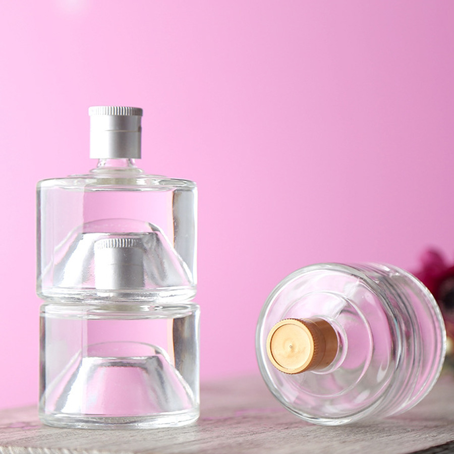 Factory price Vanjoin in Stock Fruit Punch Stacked Wine Glass Bottle