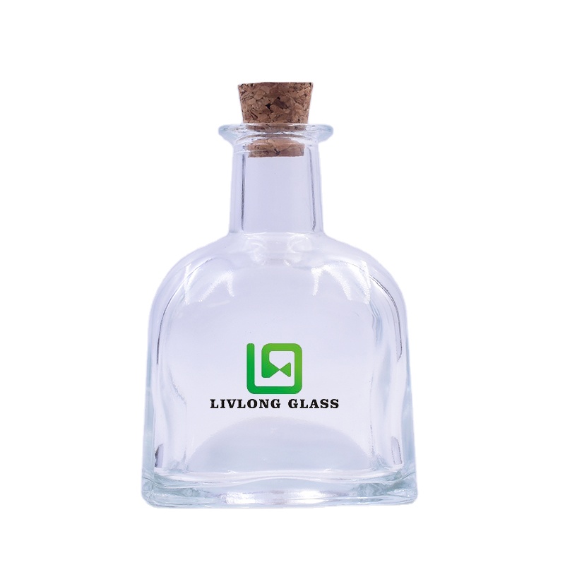Factory price empty  customize logo Birthday gift car perfume air freshener aromatherapy glass bottles