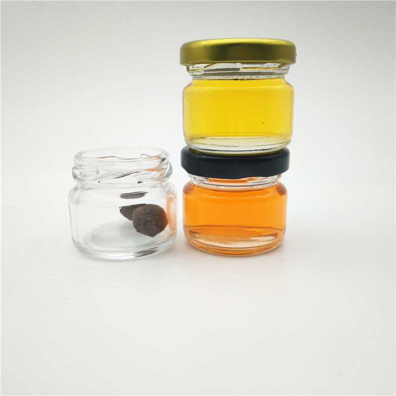 Factory price empty glass bottle with gold lid round shape 30ml mini glass jam jar