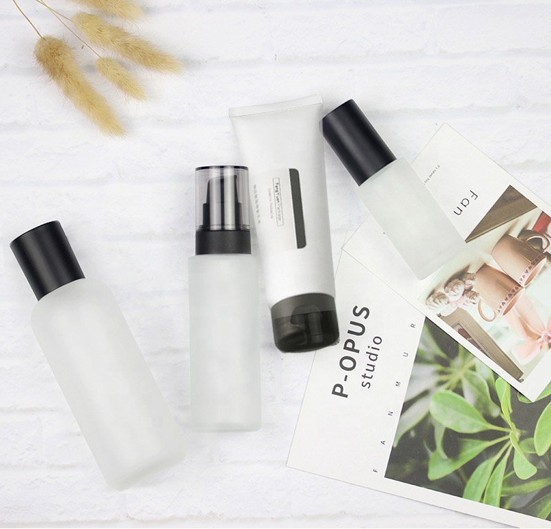 Factory sale glass cosmetic 15ml 30ml dropper bottle 40ml 100ml 120ml pump bottle 120ml 150ml screw cap bottle