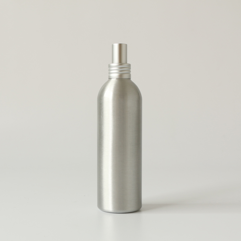 Factory stock aluminum silver hand wash spray bottle 200ml for cleaning liquid packaging
