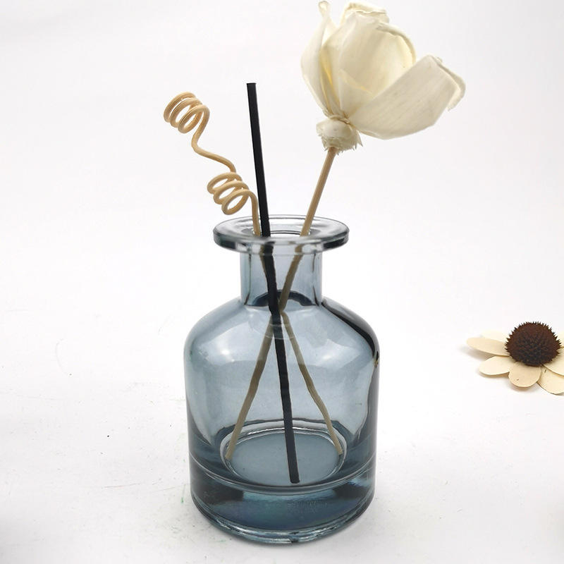 Factory wholesale Reed Diffuser Glass Bottle Indoor Glass Aromatherapy Diffuser Bottle