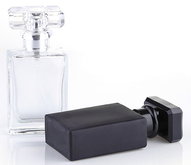 Factory wholesale colored bottles fragrance mini aluminum atomizer perfume bottle