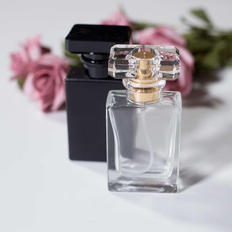 Factory wholesale colored bottles fragrance mini aluminum atomizer perfume bottle