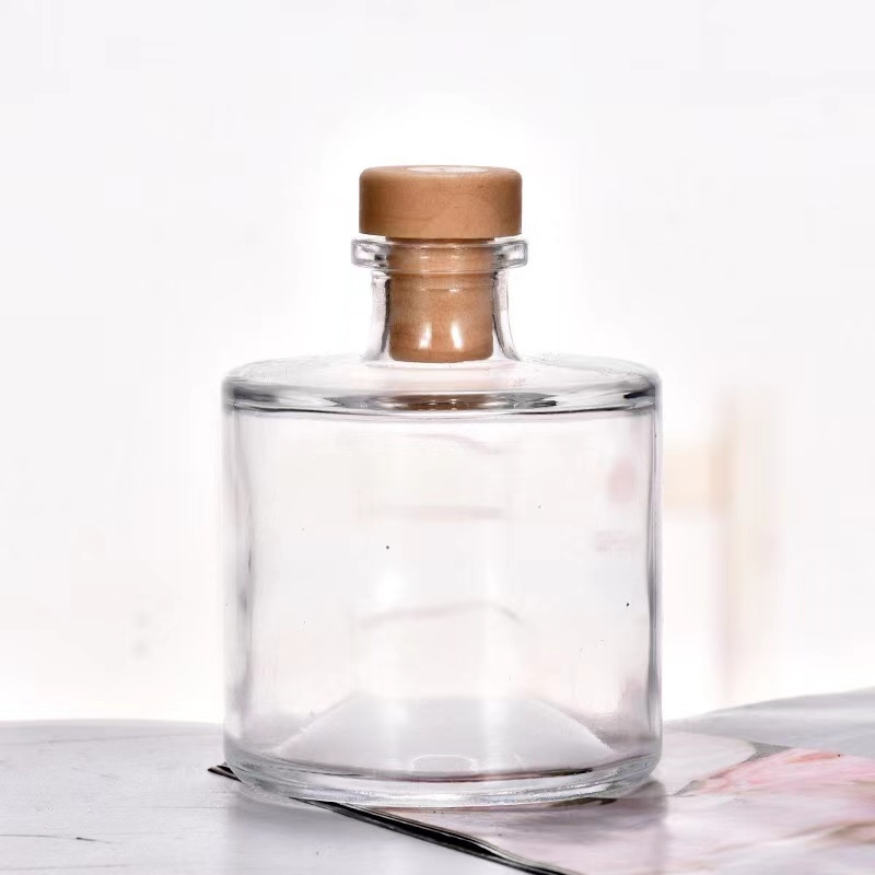 Factory wholesale customized 50ml glass round reed aroma diffuser bottle