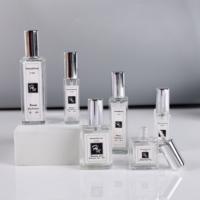 Famous brand rounded glass cosmetic bottle 50ml perfume glass bottle spray