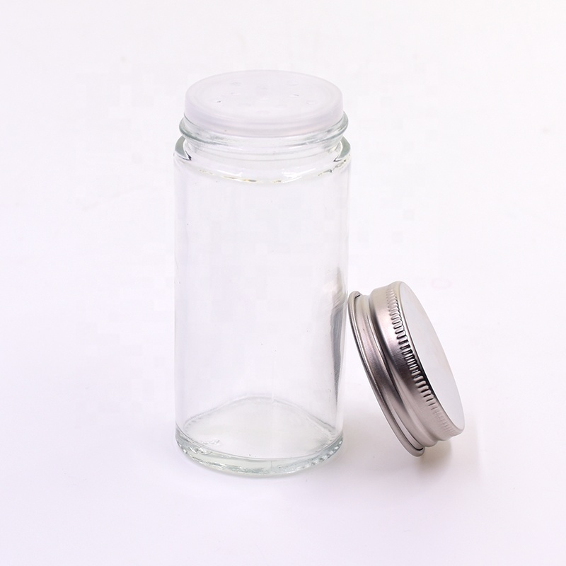 Fancy 3oz 90ml clear round glass spice packing jar set bottles with plastic shaker cap silver metal lid for kitchen use flip top