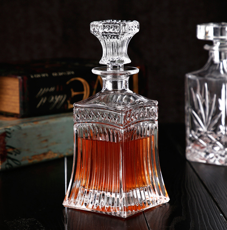 Fancy Custom Empty 250ml 450ml 750ml 1L Whisky Brandy Food Storage Decanter Alcohol liquor Wine Sparkling Wine Glass Bottle